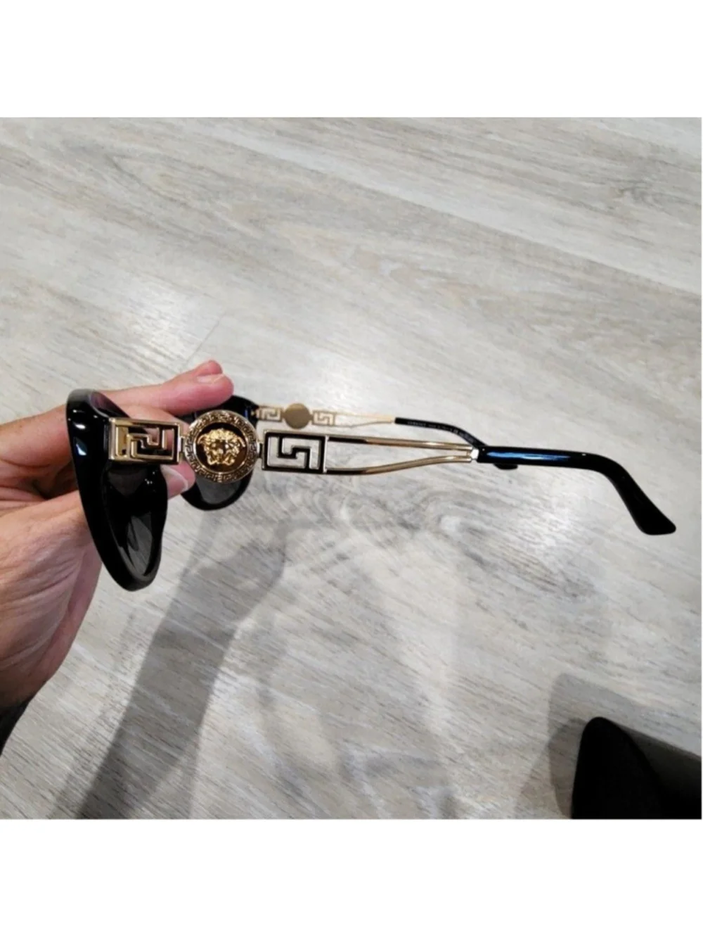 Versace Sunglasses Womens Black Oversized Cat Eye Polarized Gray 4295 GB1/T3